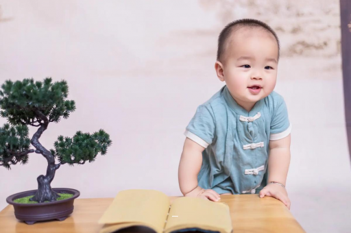 新野孕妇显怀是几个月